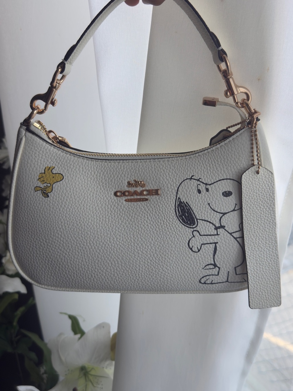 Coach White Teri Pebble Leather Snoopy X Woodstock Shoulder Bag